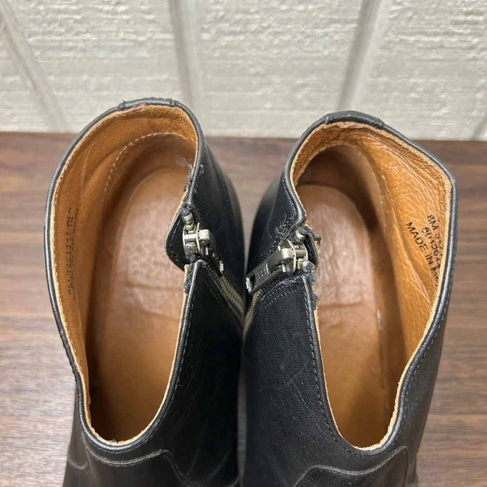 Frye Nora Heeled Ankle Boots in Black, size 8.